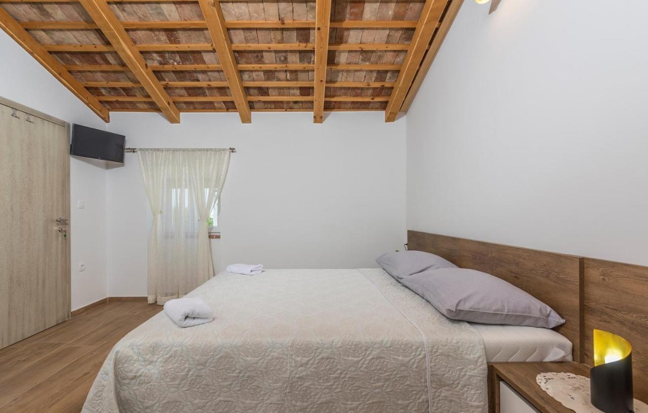 Dračevac Beautiful Stone House - Villa Parentium With Private Pool מראה חיצוני תמונה